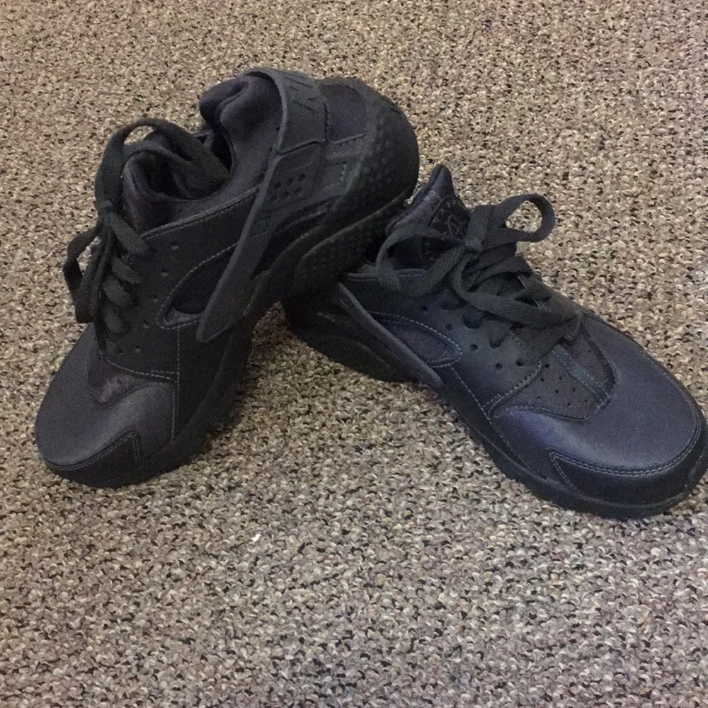 Nike Air Huarache iD (custom) Women’s Shoe - Picture 2 of 2